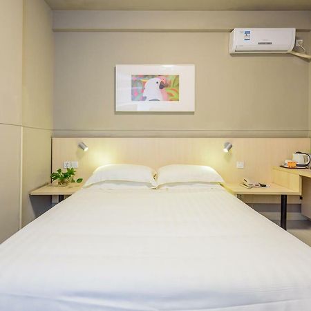 Jinjiang Inn Nanning Railway Station North Youai Road Экстерьер фото